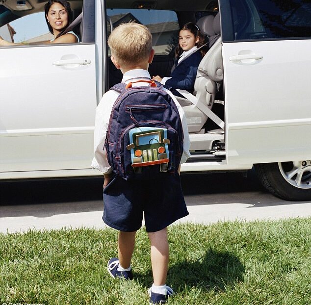 323AE0DA00000578-0-image-a-4_1458081208756